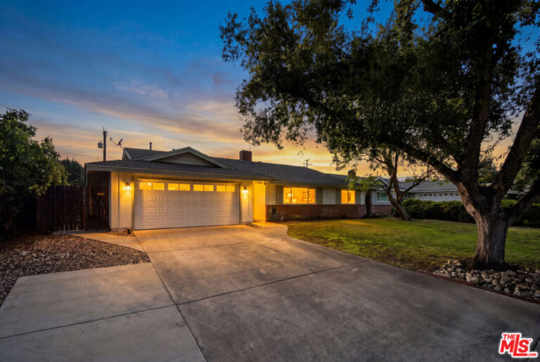 1873 Rosemount Avenue, Claremont