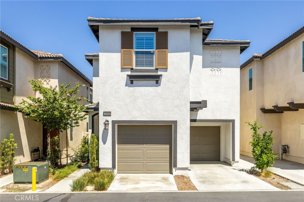 2001 Dewdrop, Upland