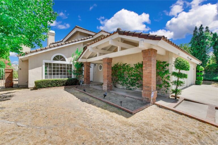 2014 Calle Francesca, San Dimas