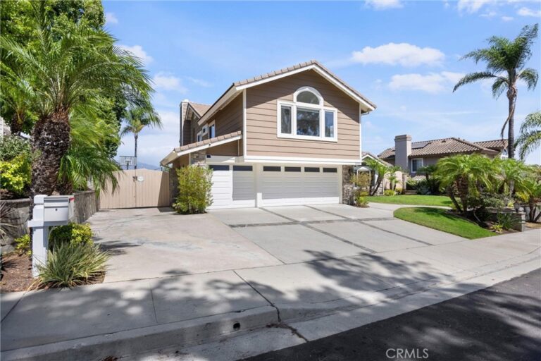 2026 Paseo Susana, San Dimas