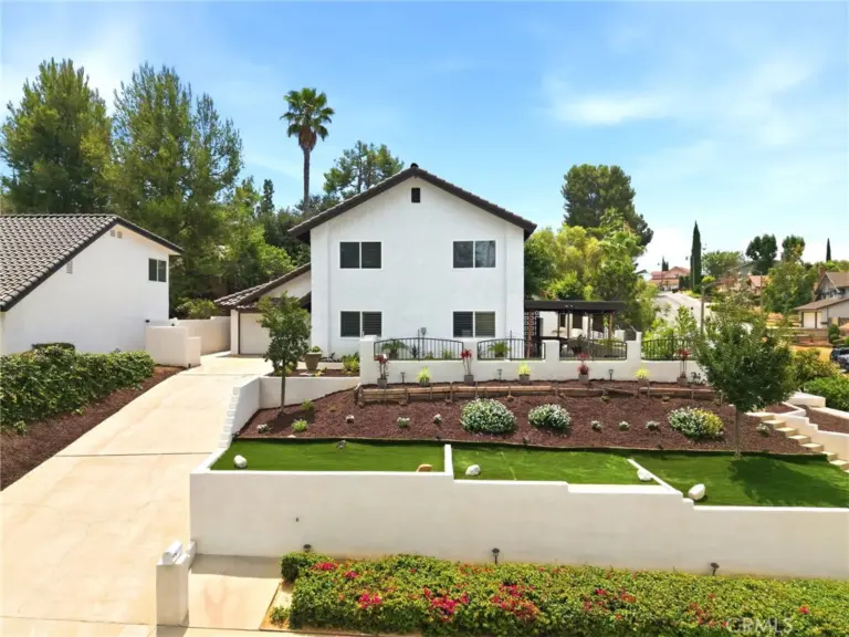 20400 Lake Canyon Drive, Walnut