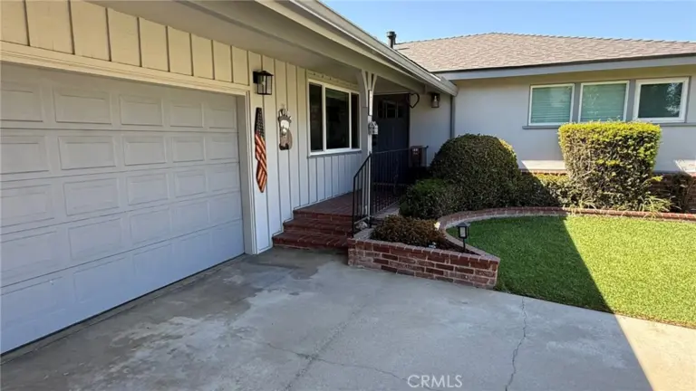 205 N Heathdale, Covina