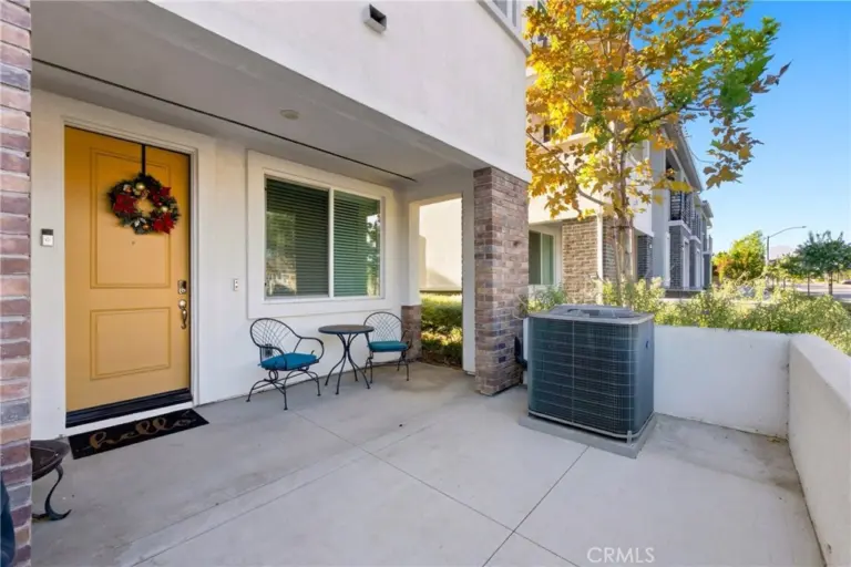 211 N Vincent Avenue, West Covina