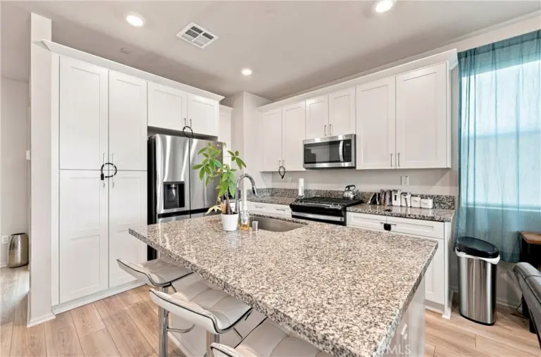 211 N Vincent Avenue, West Covina