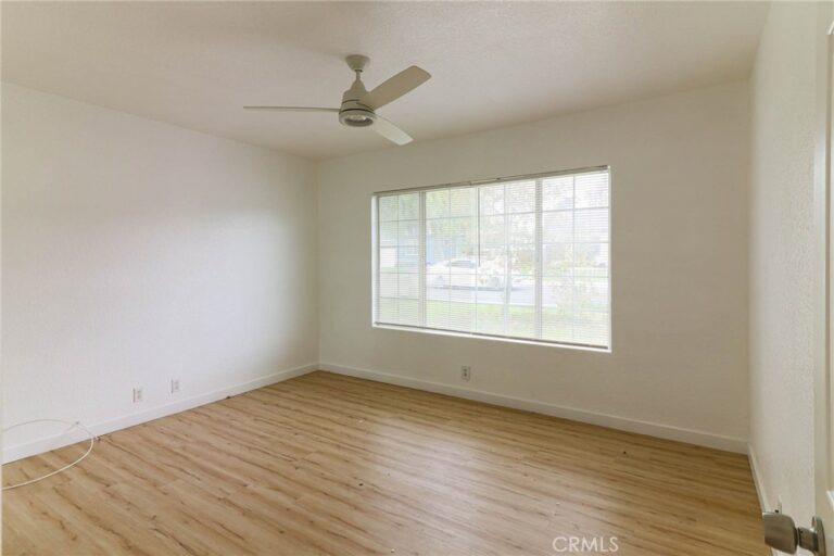 219 W Granada Court, Ontario