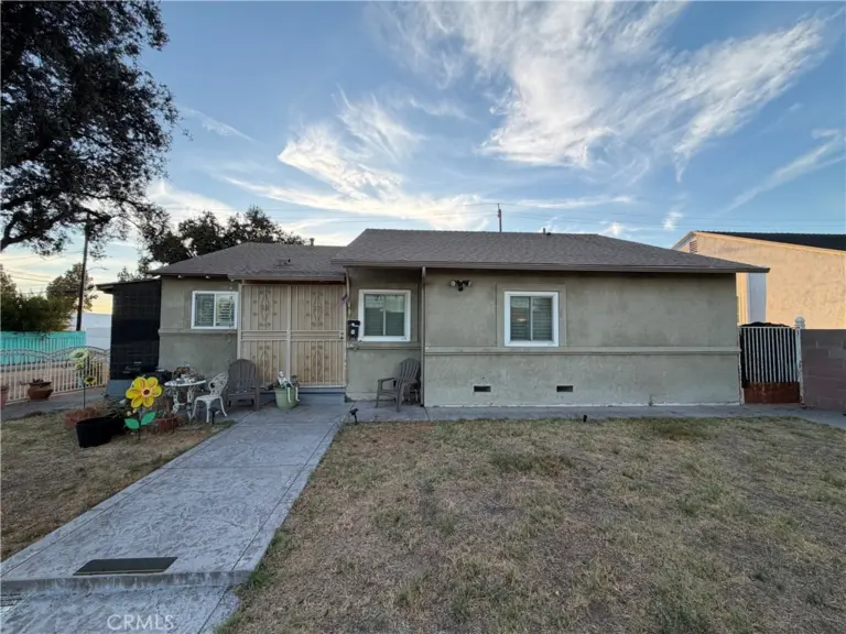 2203 Las Vegas Ave, Pomona