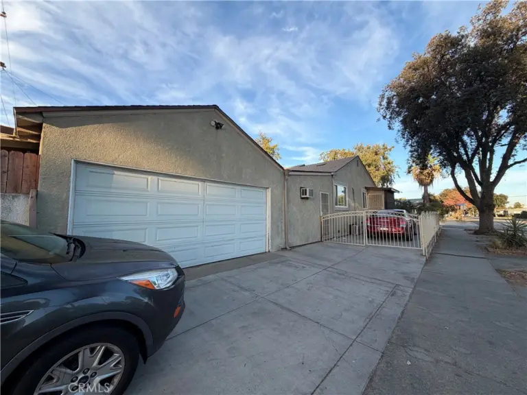 2203 Las Vegas Ave, Pomona