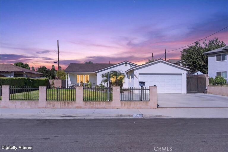 2211 Angela, Pomona