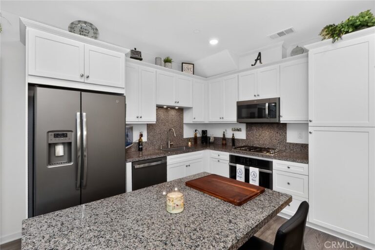 2224 Peach Court, Upland