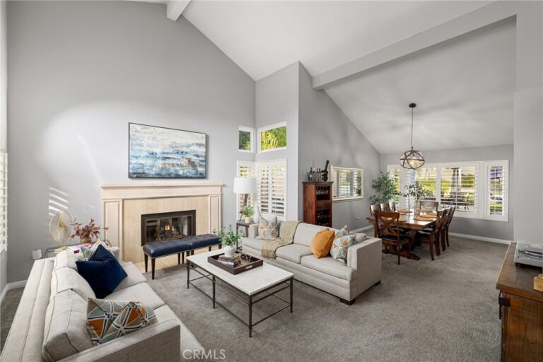 2232 Calle Liseta, San Dimas