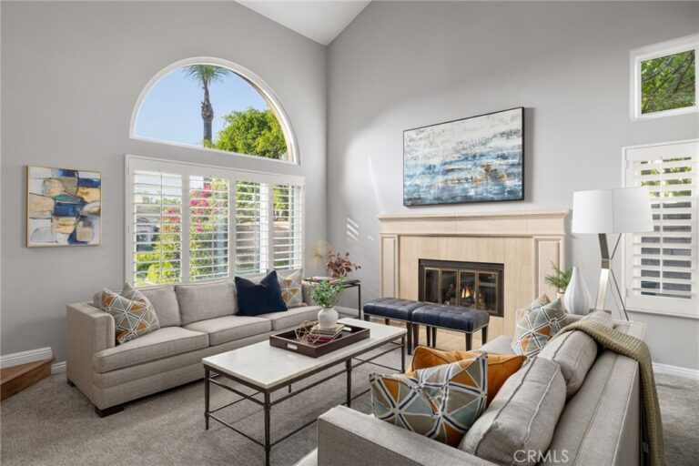 2232 Calle Liseta, San Dimas