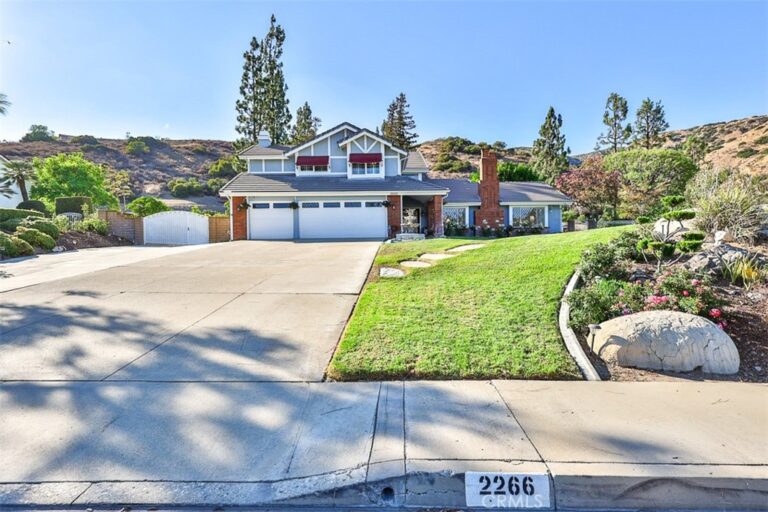 2266 Terrebonne, San Dimas
