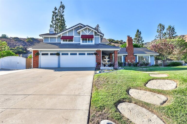 2266 Terrebonne, San Dimas