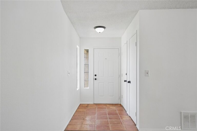 2320 W Sunrise Drive, Rialto