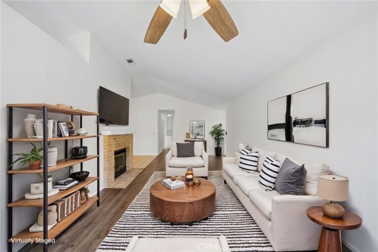 2320 W Sunrise Drive, Rialto