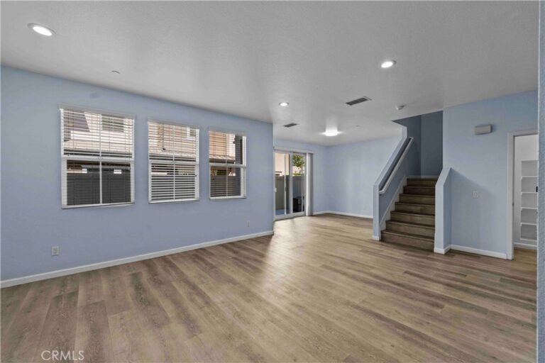 2330 S Via Esplanade #22, Ontario