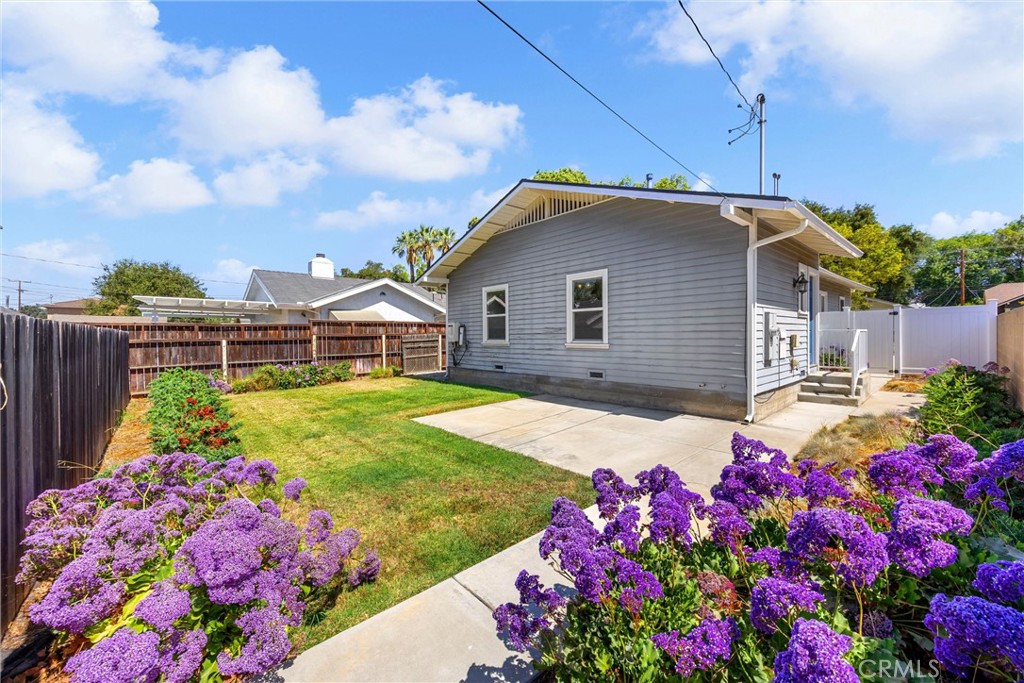 2356 2358 5th Street, La Verne