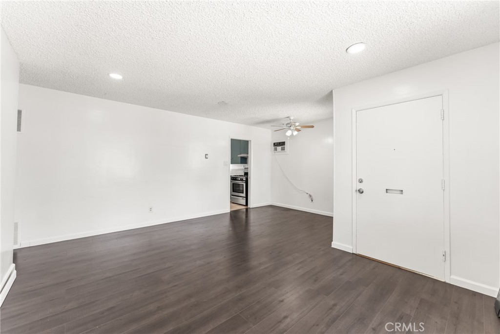 237 W Van Koevering Street, Rialto