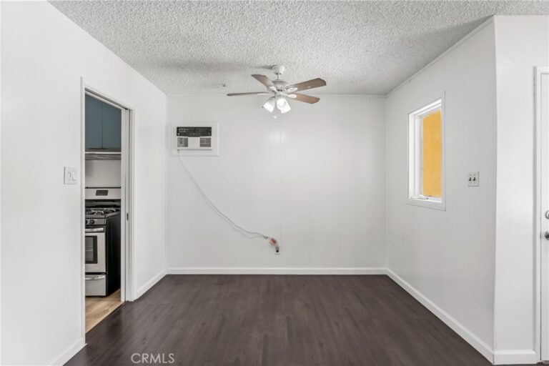 237 W Van Koevering Street, Rialto