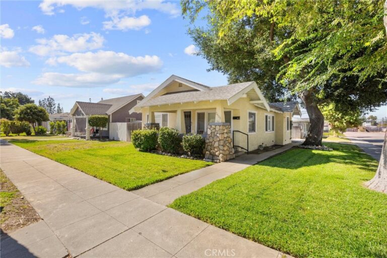 2408 2130 2nd Street, La Verne