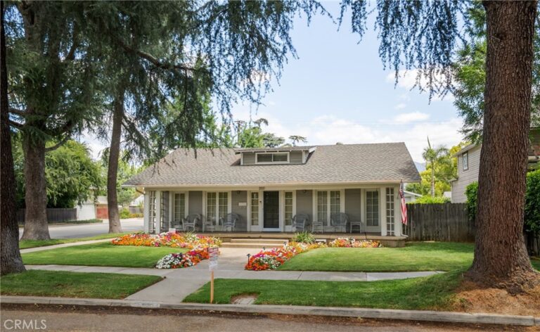 2411 3rd, La Verne