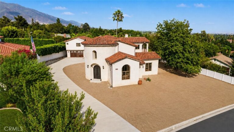 2426 Sierra, Upland