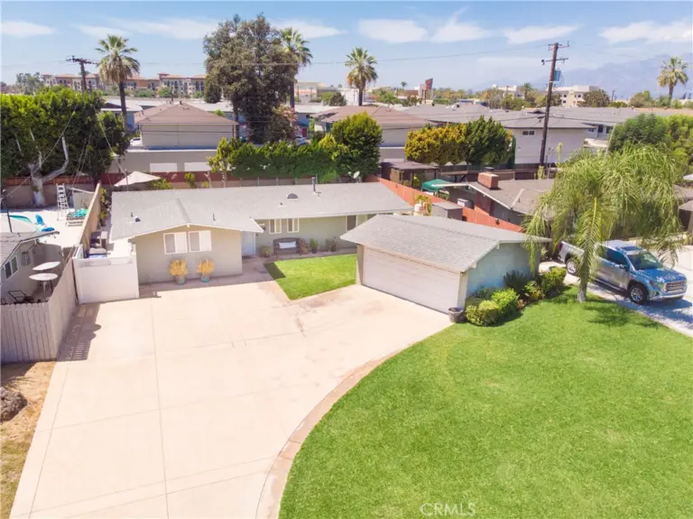 243 S Gardenglen, West Covina