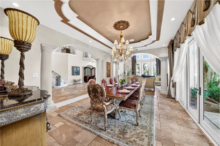 2465 Collinas, Chino Hills