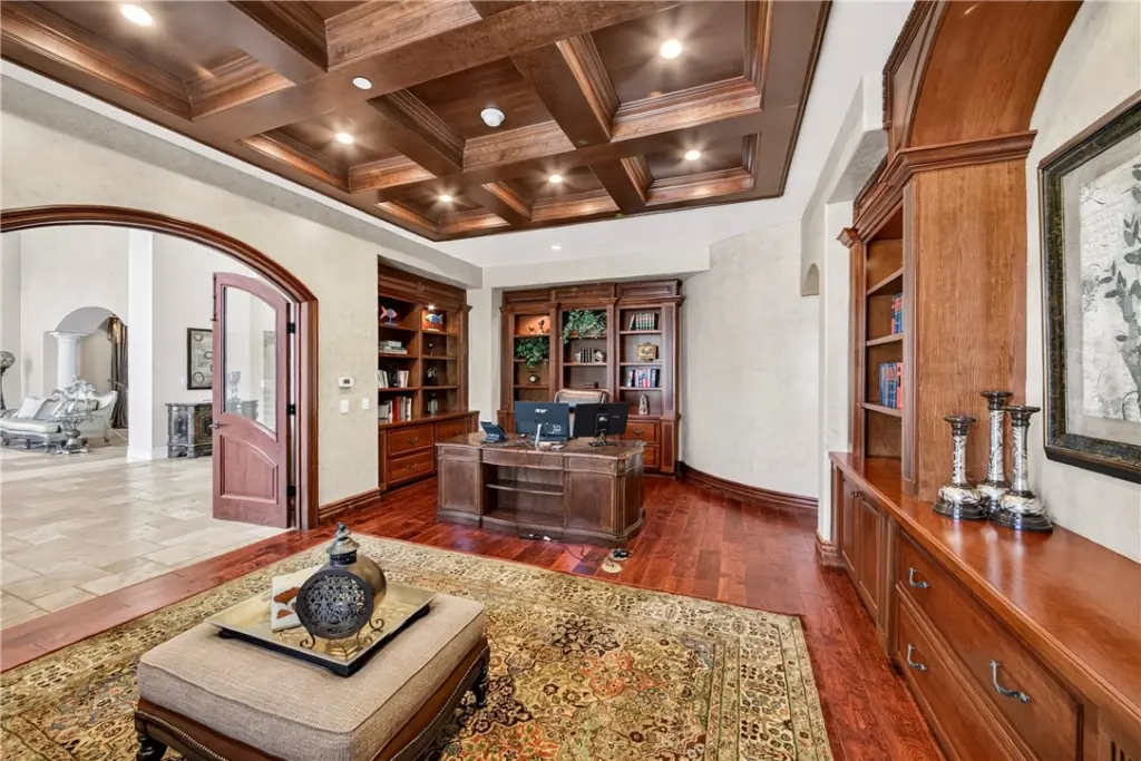 2465 Collinas, Chino Hills