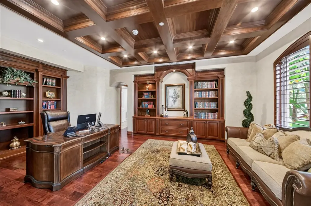 2465 Collinas, Chino Hills