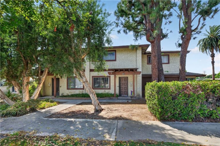 2465 D Street, La Verne