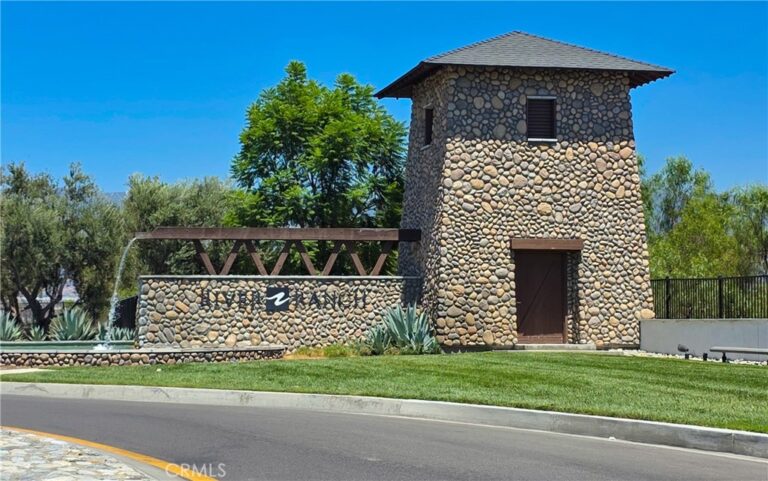 2484 Allegheny Road, Rialto
