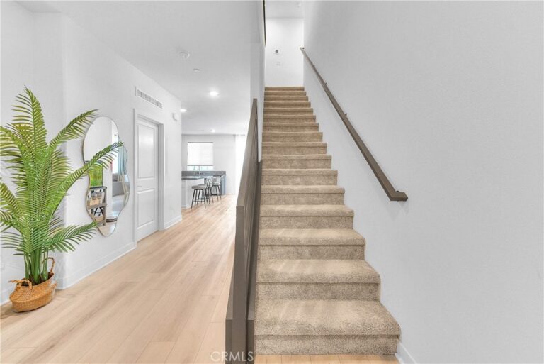 2484 Allegheny Road, Rialto