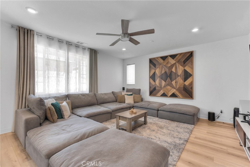 2484 Allegheny Road, Rialto