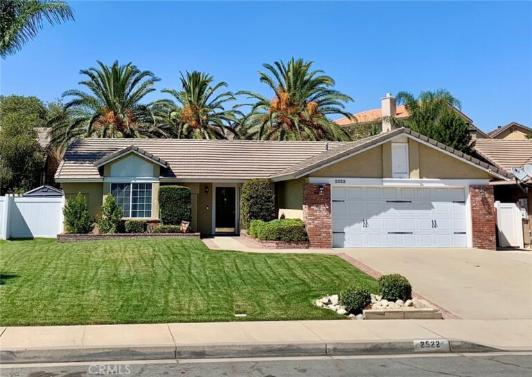 2522 W Calle Vista Drive, Rialto