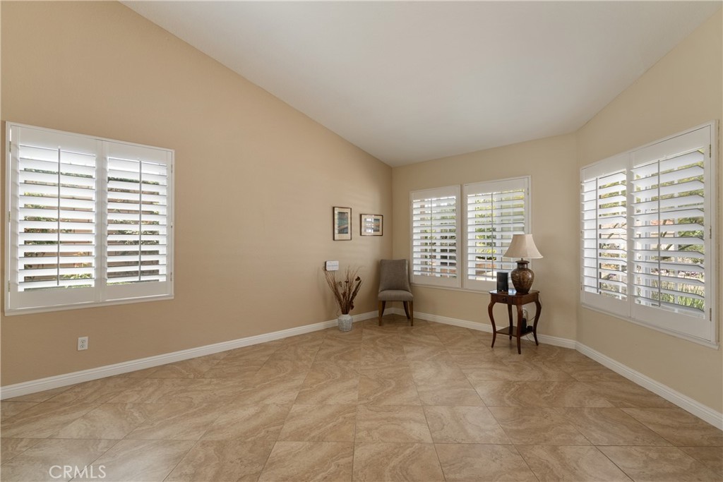 2528 Sloan, La Verne