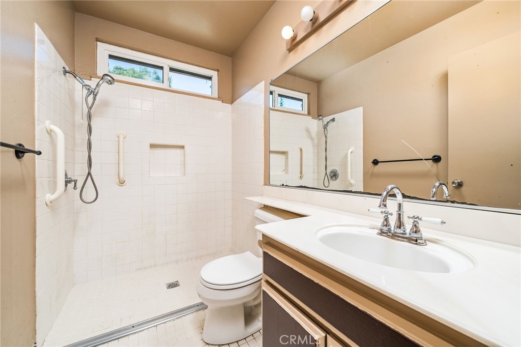 254 E Cerritos, Rialto
