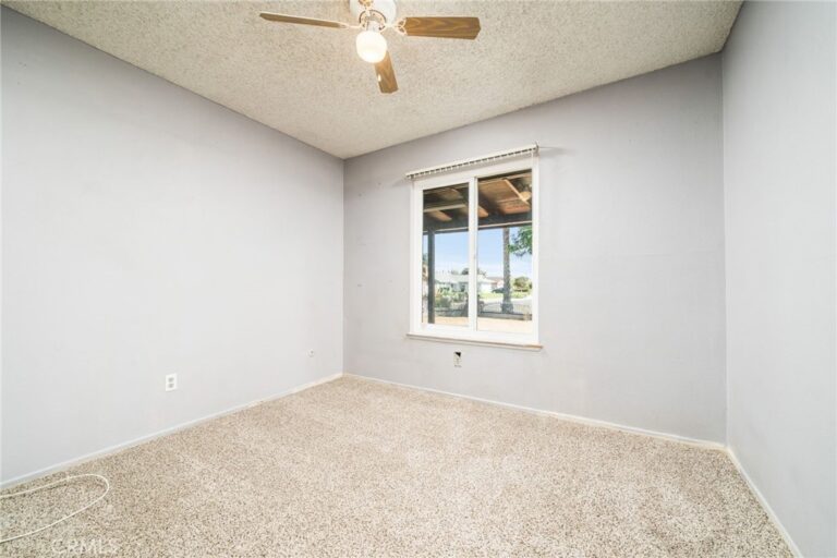 254 E Cerritos, Rialto