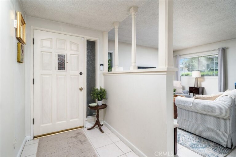 2549 College Lane, La Verne