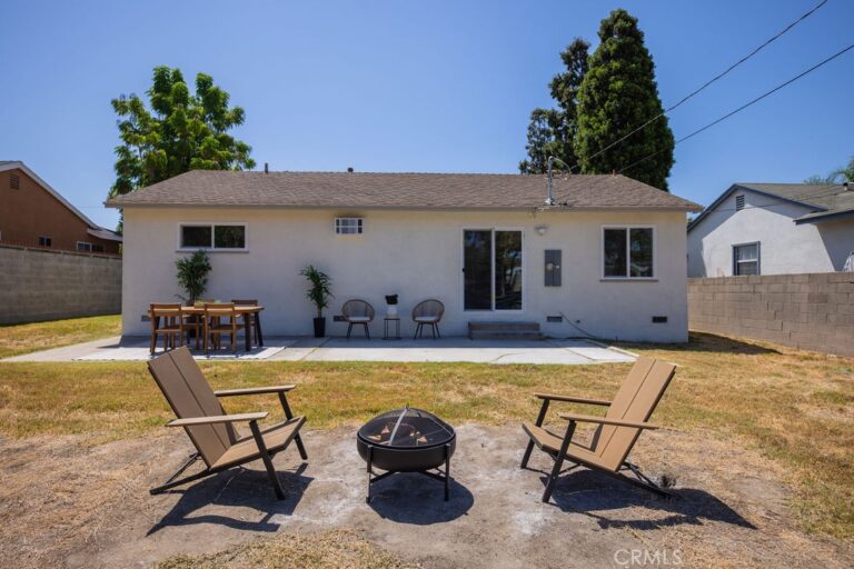 2559 Kellogg Park Drive, Pomona