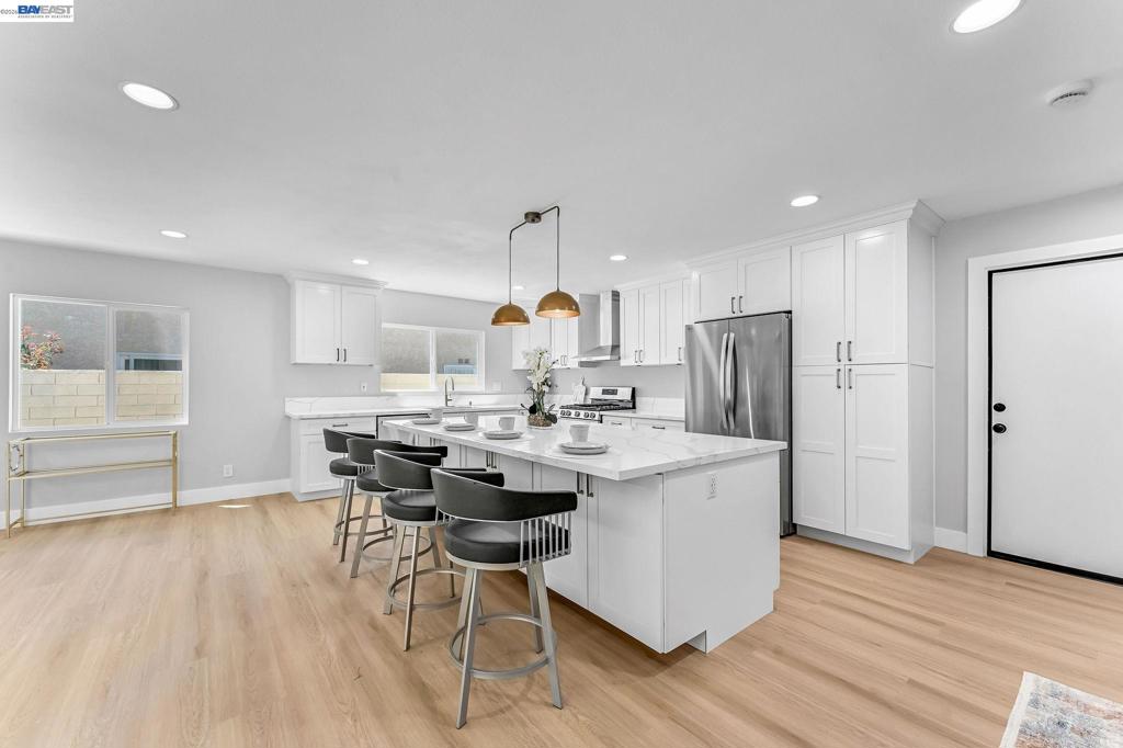 2624 Damien Ave, La Verne