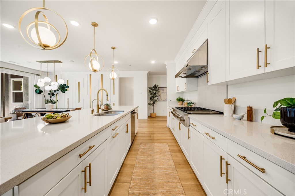 2634 E Scarlett Lane, Ontario
