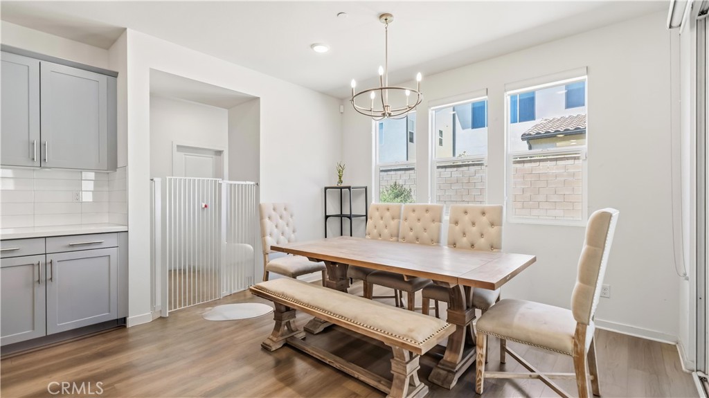 2653 E Scarlett Lane, Ontario