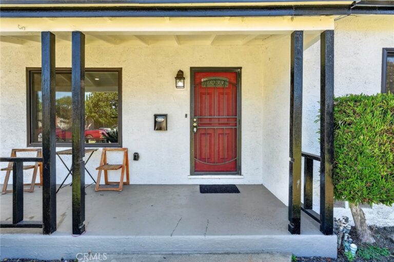 268 W Willow, Pomona