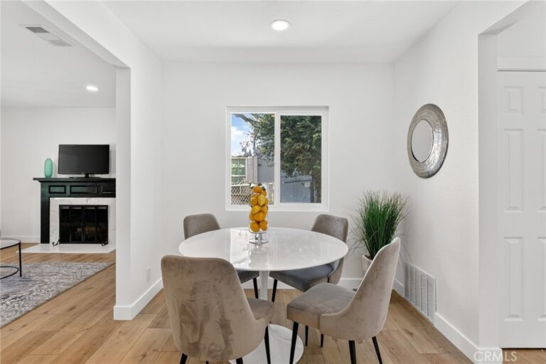 268 W Willow, Pomona