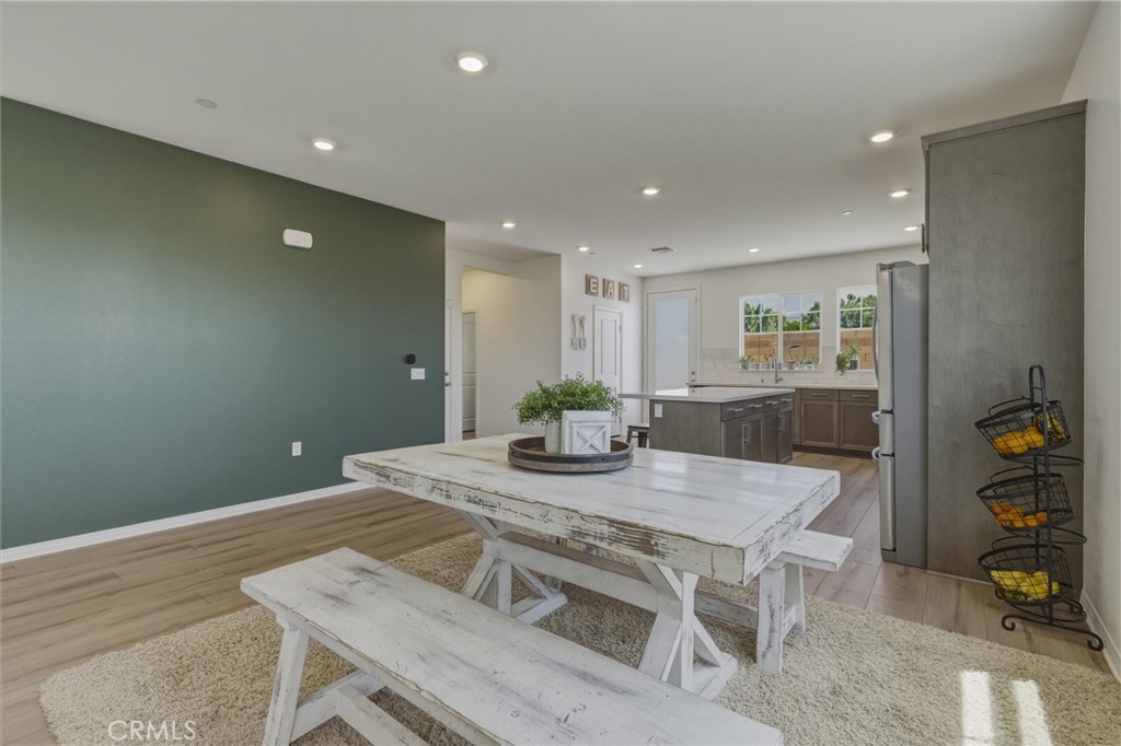 2684 E Towhee, Ontario
