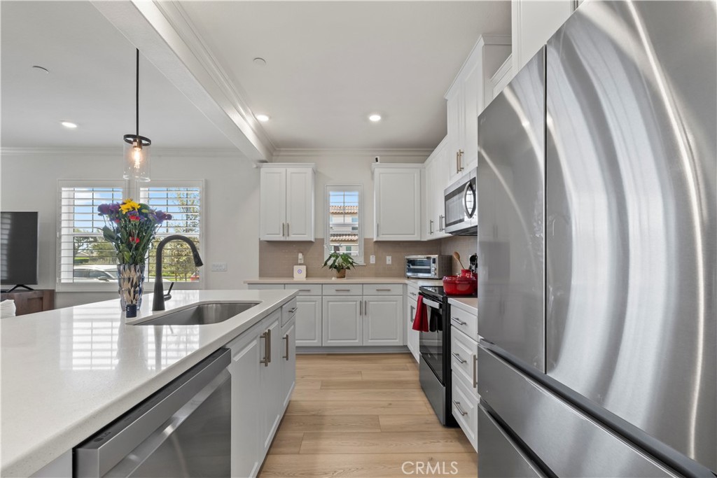 2689 E Towhee, Ontario