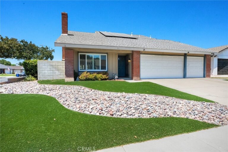2742 S Desert Forest, Ontario