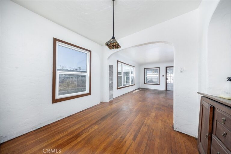28 S Vista Place, Upland
