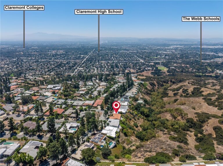 2817 N Mountain Avenue, Claremont